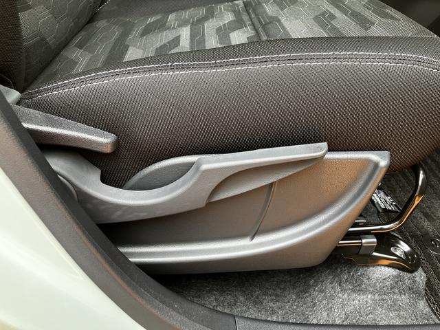 タフトG ダーククロムベンチャー保証 新車保証・まごころ保証 1年間・走行距離無制限付き・9インチディスプレイオーディオ装備・LEDヘッドライト装備・オートエアコン装備(東京都)の中古車