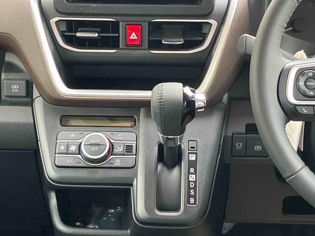 ムーヴＲＳ　届け出済み未使用車保証　新車保証・まごころ保証　１年間・走行距離無制限付き・両ドア電動スライドドア・ｌＬＥＤヘッドライト装備・オートエアコン装備・シートヒーター装備（東京都）の中古車