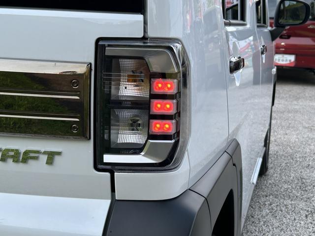 タフトＧ　ダーククロムベンチャー　届け出済み未使用車保証　新車保証・まごころ保証　１年間・走行距離無制限付き・アダプティブクルーズコントロール付き・ＬＥＤヘッドライト装備・シートヒーター装備（東京都）の中古車