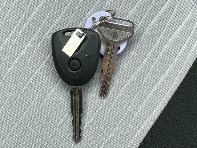 ミライースX SAIIIワイドBluetooth/USBチューナー装備保証 新車保証・まごころ保証 1年間・走行距離無制限付き(東京都)の中古車