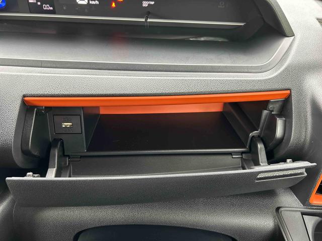 タントファンクロスターボ　９インチディスプレイオーディオ装備保証　新車保証・まごころ保証　１年間・走行距離無制限付き・９インチディスプレイオーディオ装備・パノラマカメラ・ＬＥＤヘッドライト装備・シートヒーター装備（東京都）の中古車