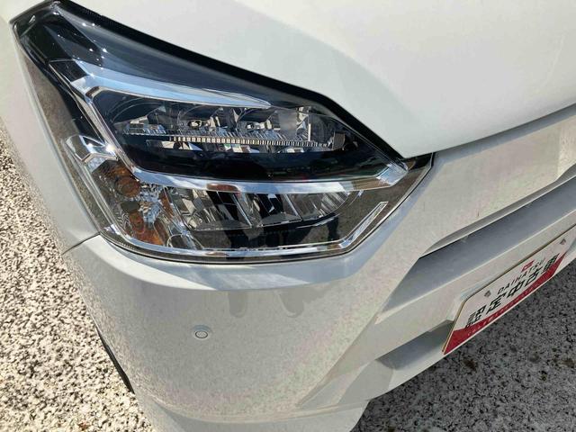 ミライースX SAIII 届け出済み未使用車保証 新車保証・まごころ保証 1年間・走行距離無制限付き・オーディオレス車・LEDヘッドライト装備・スマートアシスト装備(東京都)の中古車