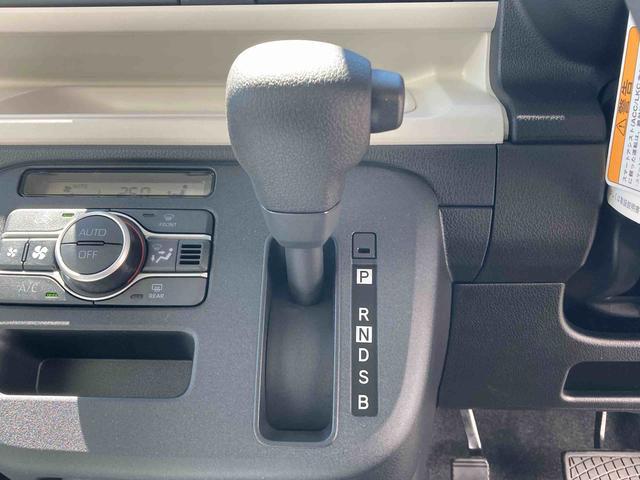 ムーヴキャンバスストライプスＸ　キーフリー　両側電動スライドドアキーフリー　オートエアコン　プッシュボタンスターター　コーナーセンサー　両側電動スライドドア　ＣＶＴ　９インチディスプレイオーディオ（東京都）の中古車