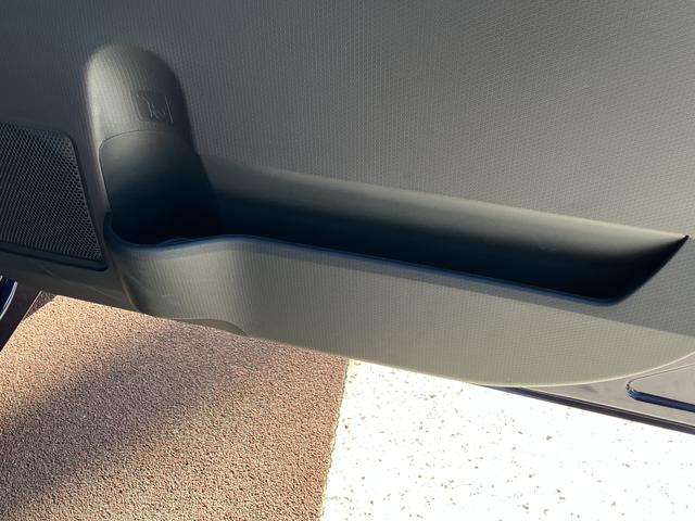 タントカスタムＲＳ保証１年間距離無制限付き　両側電動スライドドア　ＬＥＤフォグランプ　ＬＥＤヘッドランプ　前席シートヒーター　電動パーキングブレーキ　全方位カメラ　シートバックテーブル　オートライト（東京都）の中古車