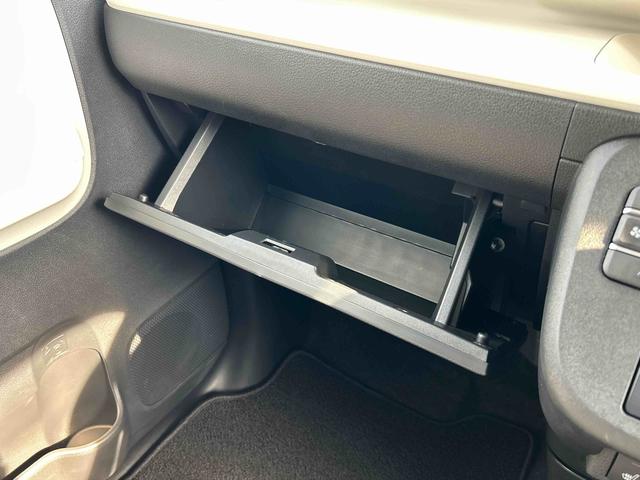 ムーヴキャンバスストライプスＧ　前席シートヒーター　電動パーキングブレーキ保証　新車保証・まごころ保証　１年間・走行距離無制限付き　前席シートヒーター　キーフリーシステム　電動パーキングブレーキ　コーナーセンサー　オートライト　ＬＥＤヘッドランプ（東京都）の中古車
