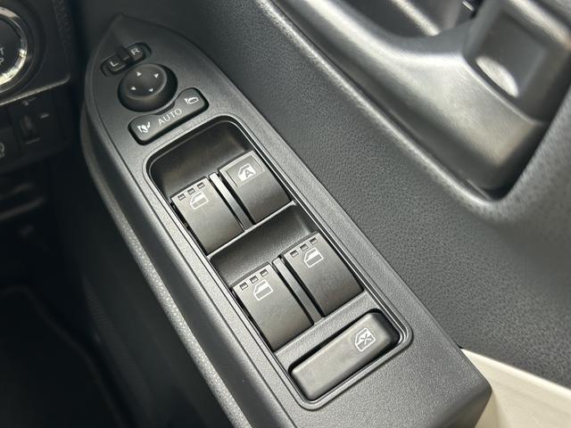 タントＸ　ＣＤデッキ　ＬＥＤヘッドライト　スマートアシスト保証　新車保証・まごころ保証　１年間・走行距離無制限付き　ＣＤデッキ　スマートアシスト　クリアランスソナー　バックカメラ　アイドリングストップ　キーフリーシステム　左側電動スライドドア（東京都）の中古車