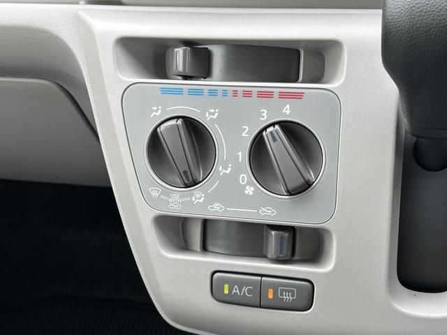 ミライースＸ　ＳＡIIIワイドＢｌｕｅｔｏｏｔｈ／ＵＳＢチューナー装備保証　新車保証・まごころ保証　１年間・走行距離無制限付き　電動ミラー　キーレスエントリーシステム　ｉ−ｓｔｏｐ　ブルートゥース　ＬＥＤヘットランプ　衝突安全ボディ　禁煙　ワンオーナー車　Ｂカメラ（東京都）の中古車