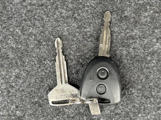 ミライースＸ　ＳＡIIIワイドＢｌｕｅｔｏｏｔｈ／ＵＳＢチューナー装備保証　新車保証・まごころ保証　１年間・走行距離無制限付き　電動ミラー　キーレスエントリーシステム　ｉ−ｓｔｏｐ　ブルートゥース　ＬＥＤヘットランプ　衝突安全ボディ　禁煙　ワンオーナー車　Ｂカメラ（東京都）の中古車