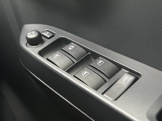 ミライースＸ　ＳＡIIIワイドＢｌｕｅｔｏｏｔｈ／ＵＳＢチューナー装備保証　新車保証・まごころ保証　１年間・走行距離無制限付き　衝突軽減ブレーキ　オートハイビーム　ＬＥＤヘッドライト　横滑り防止装置　ＡＢＳ　運転席エアバッグ（東京都）の中古車