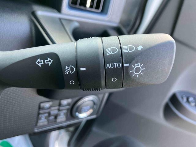 タントカスタムＲＳターボ　衝突回避支援機能　両側パワースライドドア　ＬＥＤアダプティブドライブビーム　カーテンシールドエアバッグ　サイドエアバッグ　スマートキー　電動パーキングブレーキ　オートエアコン（千葉県）の中古車
