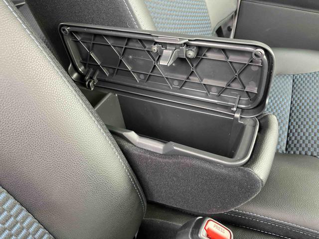 タントカスタムＸ両側パワースライドドア／助手席ドアイージークローザー　ＬＥＤヘッドライト／フォグランプ　ホールドモード付電動駐車ブレーキ　前席シートヒーター　衝突被害軽減ブレーキ　バックカメラ（千葉県）の中古車