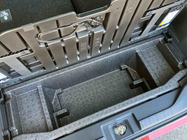 タントカスタムＲＳ９型ディスプレイオーディオ　地デジ　両側パワースライドドア　ターボ　衝突回避支援機能　カーテンシールドエアバッグ　クリアランスセンサー　ＬＥＤヘッドライト　前席シートヒーター　電動パーキングブレーキ（千葉県）の中古車