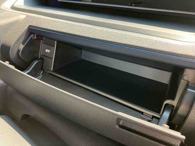 タントカスタムＲＳ９型ディスプレイオーディオ　地デジ　両側パワースライドドア　ターボ　衝突回避支援機能　カーテンシールドエアバッグ　クリアランスセンサー　ＬＥＤヘッドライト　前席シートヒーター　電動パーキングブレーキ（千葉県）の中古車
