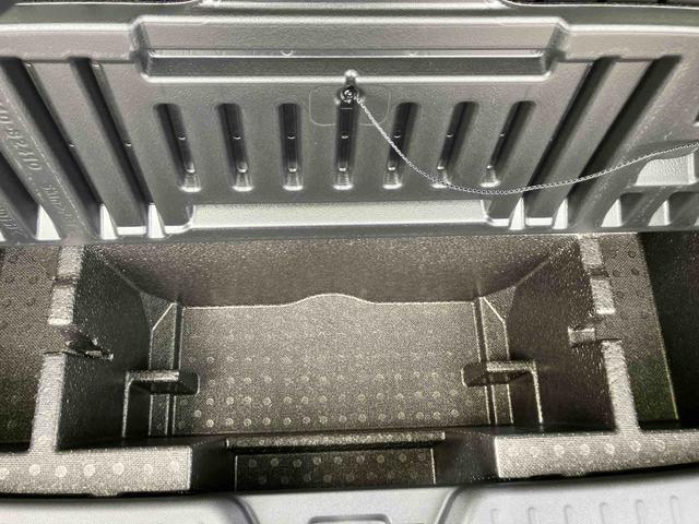 ムーヴキャンバスストライプスＧスマアシ　ダイハツ予防安全機能　置きラクボックス　ホットカップホルダー　オートブレーキホールド付き電動パーキング　前席シートヒーター　オートライト　オートハイビーム　ＬＥＤヘッドライト（千葉県）の中古車