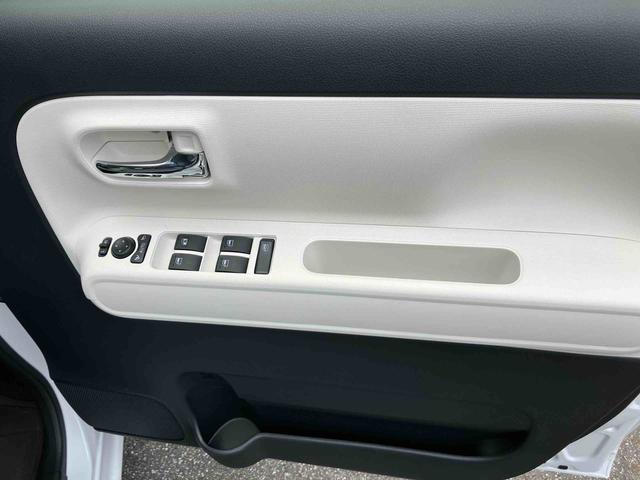 ムーヴキャンバスストライプスＧスマアシ　ダイハツ予防安全機能　置きラクボックス　ホットカップホルダー　オートブレーキホールド付き電動パーキング　前席シートヒーター　オートライト　オートハイビーム　ＬＥＤヘッドライト（千葉県）の中古車