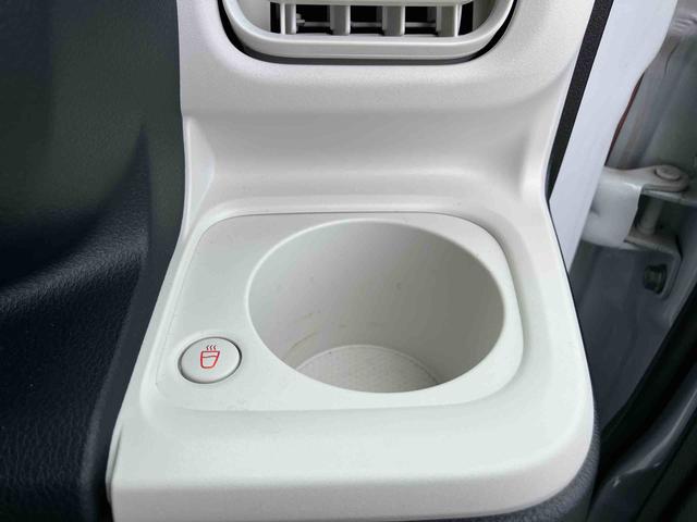 ムーヴキャンバスストライプスＧスマアシ　ダイハツ予防安全機能　置きラクボックス　ホットカップホルダー　オートブレーキホールド付き電動パーキング　前席シートヒーター　オートライト　オートハイビーム　ＬＥＤヘッドライト（千葉県）の中古車