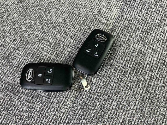 ムーヴキャンバスストライプスＧスマアシ　ダイハツ予防安全機能　置きラクボックス　ホットカップホルダー　オートブレーキホールド付き電動パーキング　前席シートヒーター　オートライト　オートハイビーム　ＬＥＤヘッドライト（千葉県）の中古車