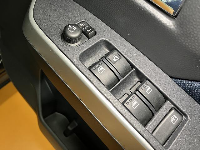 トールカスタムＧ　ターボサポカーＳワイド適合　ドラレコ　両側オートスライドドア　全車速追従機能付ＡＣＣ　電動パーキングブレーキ　パノラマモニター対応　ＵＳＢ接続端子　Ｐスタート　コーナーセンサー　キーフリー（神奈川県）の中古車