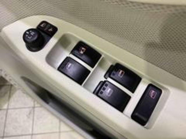 ムーヴＸ　ＳＡIIIサポカーＳワイド適合　ステアリングスイッチ　オートエアコン　Ｐスタート　運転席シートヒーター　アイドリングストップ　横滑り防止機能　誤発進抑制機能　オートハイビーム　コーナーセンサー　キーフリー（神奈川県）の中古車
