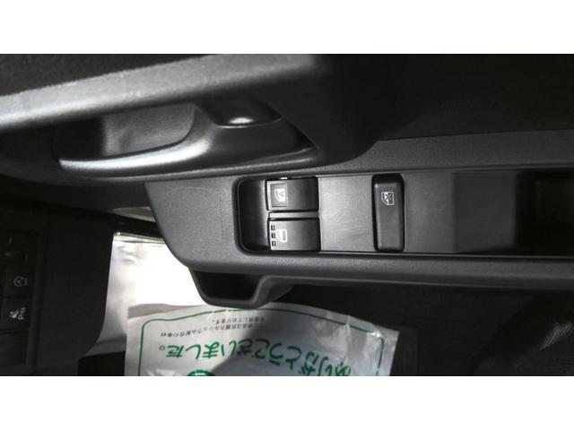 ハイゼットカーゴDXサポカーSワイド適合 ラジオ エアコン アクセサリーソケット コーナーセンサー アイドリングストップ 光軸調整ダイヤル 横滑り防止機能 誤発進抑制機能 パワーウインドウ キーレス(神奈川県)の中古車