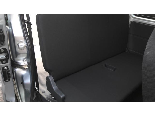 ハイゼットカーゴDXサポカーSワイド適合 ラジオ エアコン アクセサリーソケット コーナーセンサー アイドリングストップ 光軸調整ダイヤル 横滑り防止機能 誤発進抑制機能 パワーウインドウ キーレス(神奈川県)の中古車