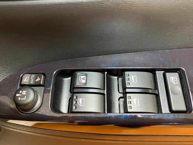 タントカスタムＸ　トップエディションＶＳ　ＳＡIIIサポカーＳワイド適合　ドラレコ　ミラクルオープンドア　両側オートスライドドア　ステアリングスイッチ　ＵＳＢ接続端子　パノラマモニター対応　Ｐスタート　運転席シートヒーター　オートハイビーム　キーフリー（神奈川県）の中古車