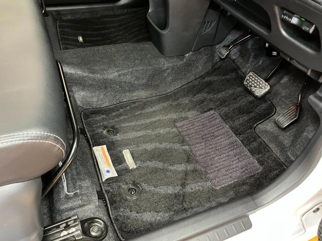 ムーヴカスタム　ＲＳ　ハイパーリミテッドＳＡIIIサポカーＳワイド適合　パノラマモニター対応　オートエアコン　ＵＳＢ接続端子　ステアリングスイッチ　Ｐスタート　運転席シートヒーター　アイドリングストップ　電動格納ミラー　オートハイビーム　キーフリー（神奈川県）の中古車