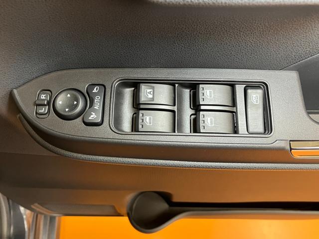 タントカスタムＲＳサポカーＳワイド適合　ミラクルオープンドア　両側オートスライドドア　パノラマモニター対応　電動パーキングブレーキ　ステアリングスイッチ　シートヒーター　オートエアコン　コーナーセンサー　キーフリー（神奈川県）の中古車