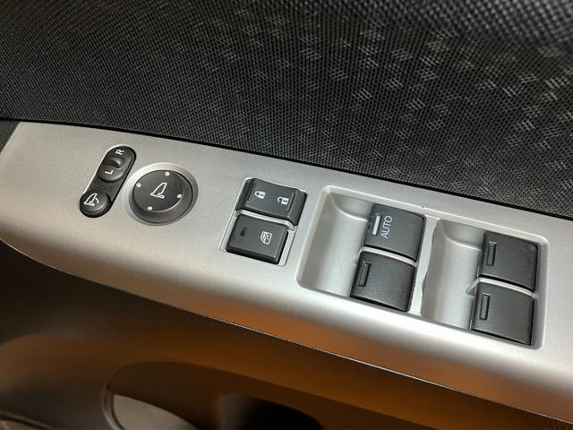 Ｎ−ＢＯＸカスタムＧ・ターボＬパッケージドラレコ　Ｂカメラ　ステアリングスイッチ　クルーズコントロール　両側オートスライドドア　Ｐスタート　電動格納ミラー　横滑り防止装置　キーフリー（神奈川県）の中古車