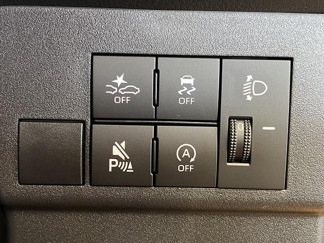 ハイゼットカーゴＤＸサポカーＳワイド適合　ラジオ　エアコン　アクセサリーソケット　コーナーセンサー　アイドリングストップ　光軸調整ダイヤル　横滑り防止機能　誤発進抑制機能　パワーウインドウ　キーレス（神奈川県）の中古車