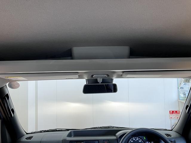 ハイゼットカーゴＤＸサポカーＳワイド適合　ラジオ　エアコン　アクセサリーソケット　コーナーセンサー　アイドリングストップ　光軸調整ダイヤル　横滑り防止機能　誤発進抑制機能　パワーウインドウ　キーレス（神奈川県）の中古車