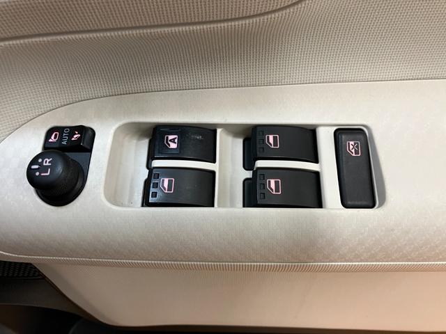 ムーヴキャンバスＸリミテッド　ＳＡII　カーナビ　ドラレコスマアシ　両側オートスライドドア　Ｂカメラ　ステアリングスイッチ　オートエアコン　Ｐスタート　アイドリングストップ　横滑り防止機能　誤発進抑制機能　置きラクボックス　キーフリー（神奈川県）の中古車