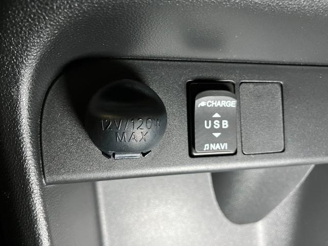 ムーヴキャンバスＸリミテッドメイクアップ　ＳＡIII　カーナビ　ＵＳＢサポカーＳワイド適合　ドラレコ　パノラマモニター対応　ステアリングスイッチ　ＵＳＢ接続端子　両側オートスライドドア　Ｐスタート　オートハイビーム　置きラクボックス　キーフリー（神奈川県）の中古車