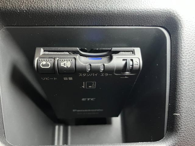 タントカスタムＲＳ　トップエディションＳＡIIスマアシ　デイライト　ミラクルオープンドア　Ｂカメラ　ステアリングスイッチ　両側オートスライドドア　Ｐスタート　エコアイドル　横滑り防止機能　誤発進抑制機能　ＥＴＣ　電動格納ミラー　キーフリー（神奈川県）の中古車