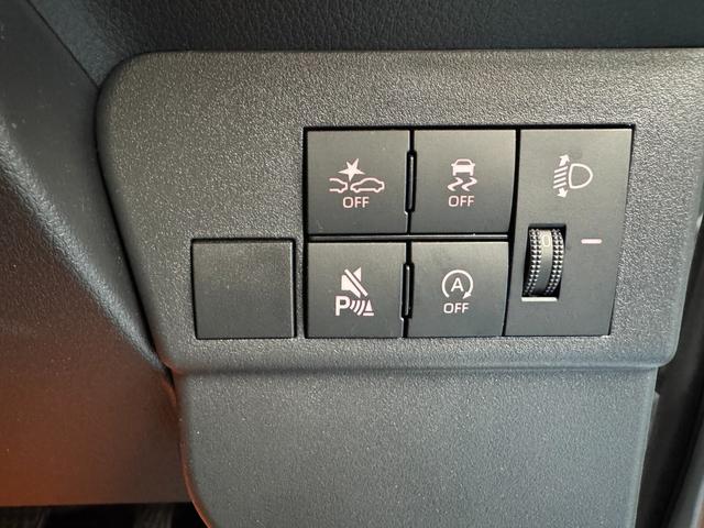 ハイゼットカーゴＤＸサポカーＳワイド適合　ラジオ　エアコン　アクセサリーソケット　コーナーセンサー　アイドリングストップ　光軸調整ダイヤル　横滑り防止機能　誤発進抑制機能　パワーウインドウ　キーレス（神奈川県）の中古車