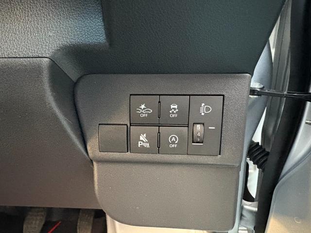 ハイゼットカーゴＤＸサポカーＳワイド適合　ラジオ　エアコン　アクセサリーソケット　コーナーセンサー　アイドリングストップ　光軸調整ダイヤル　横滑り防止機能　誤発進抑制機能　パワーウインドウ　キーレス（神奈川県）の中古車
