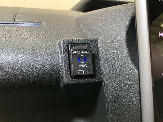 タントカスタムＲＳ　カーナビ　ＵＳＢ　ＥＴＣ　ＡＣＣサポカーＳワイド適合　ミラクルオープンドア　パノラマモニター対応　両側オートスライドドア　ＵＳＢ接続端子　ステアリングスイッチ　シートヒーター　全車速追従機能付ＡＣＣ　コーナーセンサー　キーフリー（神奈川県）の中古車