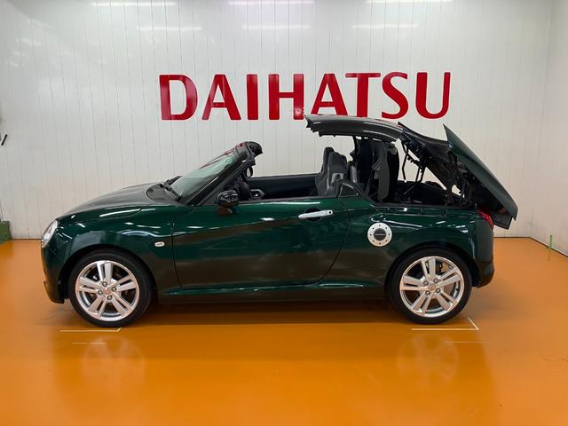 コペンセロ　Ｓオープンカー　二人乗　アクティブトップ　Ｂカメラ　ＭＯＭＯ製ステアリングホイール　パドルシフト　ステアリングスイッチ　Ｐスタート　シートヒーター　レカロ製スポーツシート　ＥＴＣ　キーフリー（神奈川県）の中古車