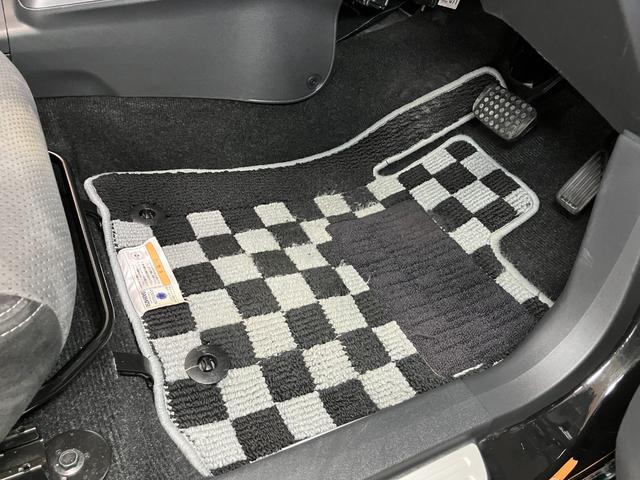 コペンセロ　Ｓオープンカー　二人乗　アクティブトップ　Ｂカメラ　ＭＯＭＯ製ステアリングホイール　パドルシフト　ステアリングスイッチ　Ｐスタート　シートヒーター　レカロ製スポーツシート　ＥＴＣ　キーフリー（神奈川県）の中古車