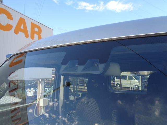 ハイゼットカーゴＤＸサポカーＳワイド適合　ラジオ　エアコン　アクセサリーソケット　コーナーセンサー　アイドリングストップ　光軸調整ダイヤル　横滑り防止機能　誤発進抑制機能　パワーウインドウ　キーレス（神奈川県）の中古車