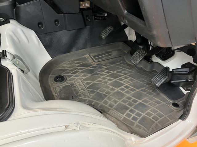 ハイゼットトラックスタンダード５段マニュアルシフト　三方開　ラジオ　エアコン　光軸調整ダイヤル　パワーステアリング（神奈川県）の中古車