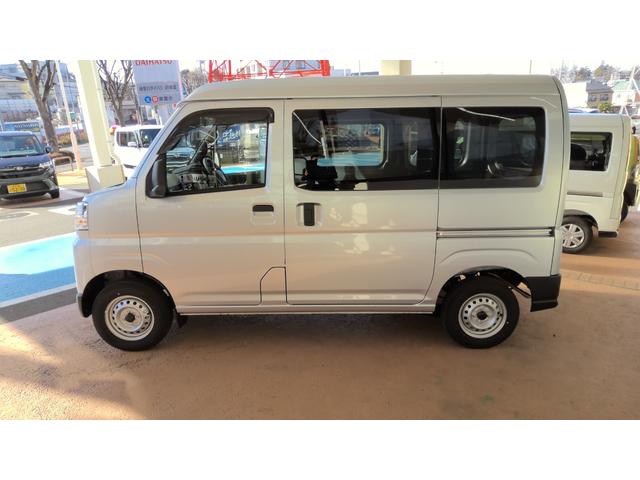 ハイゼットカーゴDXサポカーSワイド適合 ラジオ エアコン アクセサリーソケット コーナーセンサー アイドリングストップ 光軸調整ダイヤル 横滑り防止機能 誤発進抑制機能 パワーウインドウ キーレス(神奈川県)の中古車