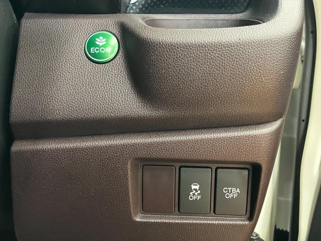 Ｎ−ＷＧＮカスタムＧ・Ａパッケージ衝突被害軽減ブレーキシステム　ステアリングスイッチ　クルーズコントロール　エコンモード　Ｐスタート　オートエアコン　ナビ　キーフリー（神奈川県）の中古車