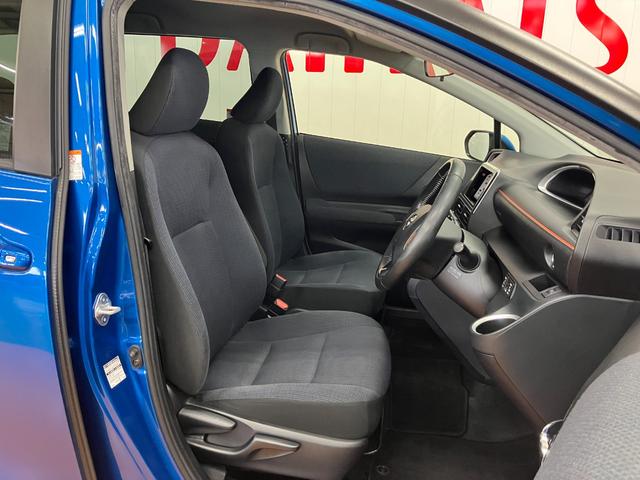 シエンタＧ両側オートスライドドア　３列シート　Ｂカメラ　ステアリングスイッチ　オートエアコン　アイドリングストップ　横滑り防止装置　Ｐスタート　光軸調整ダイヤル　電動格納ミラー　キーフリー（神奈川県）の中古車