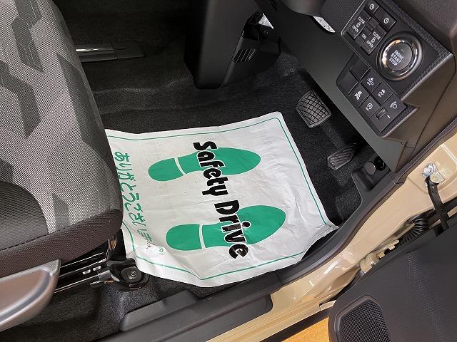 タントファンクロスターボリミテッドサポカーＳワイド適合　ミラクルオープンドア　両側オートスライドドア　パノラマモニター対応　全車速追従機能付ＡＣＣ　電動パーキングブレーキ　ステアリングスイッチ　シートヒーター　コーナーセンサー（神奈川県）の中古車