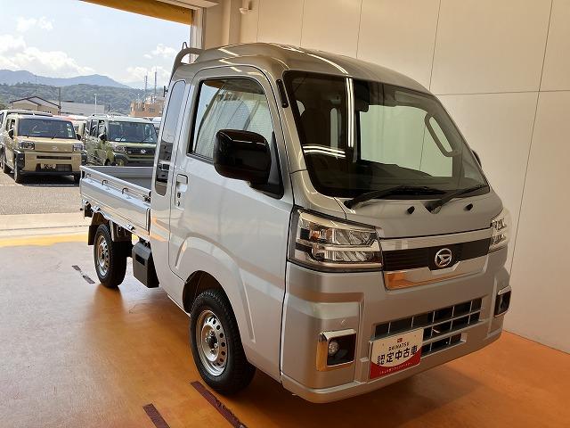 ハイゼットトラックジャンボエクストラ４ＷＤ　サポカーＳワイド適合　三方開　ＣＶＴ　エアコン　Ｐスタート　アクセサリーソケット　アイドリングストップ　コーナーセンサー　荷台作業灯　電動格納ミラー　キーフリー（神奈川県）の中古車