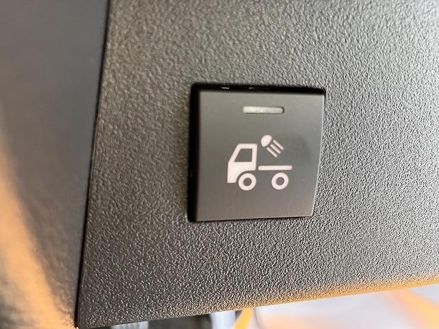 ハイゼットトラックジャンボエクストラ４ＷＤ　サポカーＳワイド適合　三方開　ＣＶＴ　エアコン　Ｐスタート　アクセサリーソケット　アイドリングストップ　コーナーセンサー　荷台作業灯　電動格納ミラー　キーフリー（神奈川県）の中古車