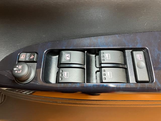 タントカスタムＲＳ　トップエディションＳＡIIIサポカーＳワイド適合　ドラレコ　ミラクルオープンドア　両側オートスライドドア　Ｂカメラ　ステアリングスイッチ　ＵＳＢ接続端子　Ｐスタート　シートヒーター　コーナーセンサー　ＥＴＣ　キーフリー（神奈川県）の中古車