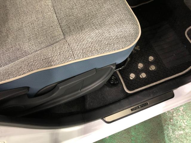 ムーヴキャンバスストライプスＧ　走行２８８３キロ／夢国ストライプ／マット１年保証距離無制限　走行距離２８８３キロ　ディスプレイオーディオ　パノラマモニター　純正マット　サイドエアバッグ　ＬＥＤヘッドランプ　アイドリングストップ　シートヒーター　両側電動スライドドア（埼玉県）の中古車