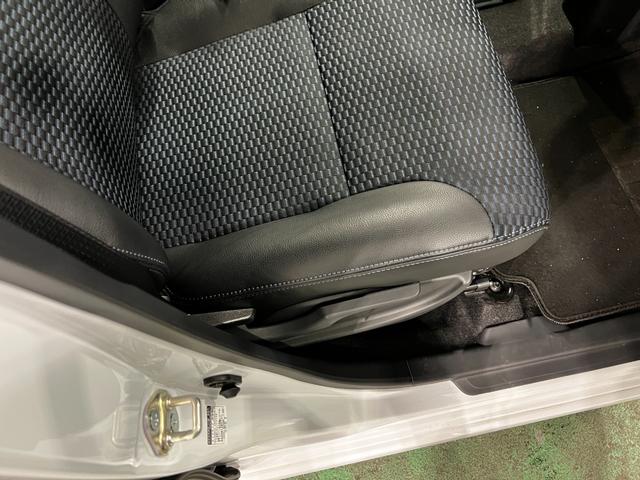 タントカスタムX 走行1806キロ/クリアランスソナー1年保証・走行距離無制限 サイドエアバック クリアランスソナー オートマチックハイビーム オートライト LEDヘッドライト ベンチシート シートヒーター 両側電動スライドドア(埼玉県)の中古車